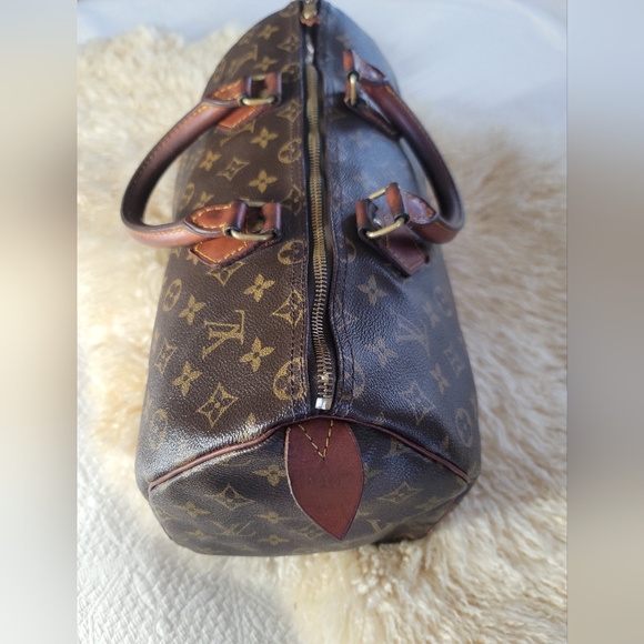 Louis Vuitton Monogram Speedy 35  Authentic Vintage color Brown Used/Pre-Loved - Picture 12 of 17